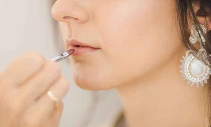 top-bridal-makeup-artist-aditi-dubey-in-dwarka-delhi-big-2