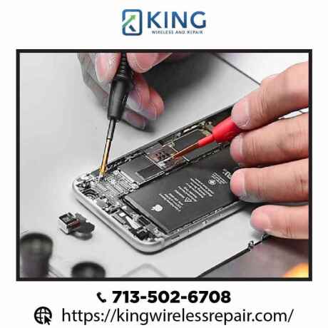 expert-logic-board-repair-by-king-wireless-phone-repair-big-2