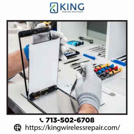 expert-logic-board-repair-by-king-wireless-phone-repair-big-3