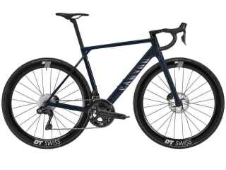 2025-canyon-ultimate-cf-slx-8-di2-speed-road-bike-warehousebike