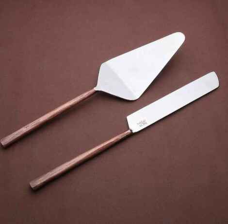 antique-cake-serving-set-for-memorable-celebrations-big-0